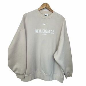 Nike Oversized Cream 'New Jersey.22' Crewneck Sweatshirt Medium Active Cozy